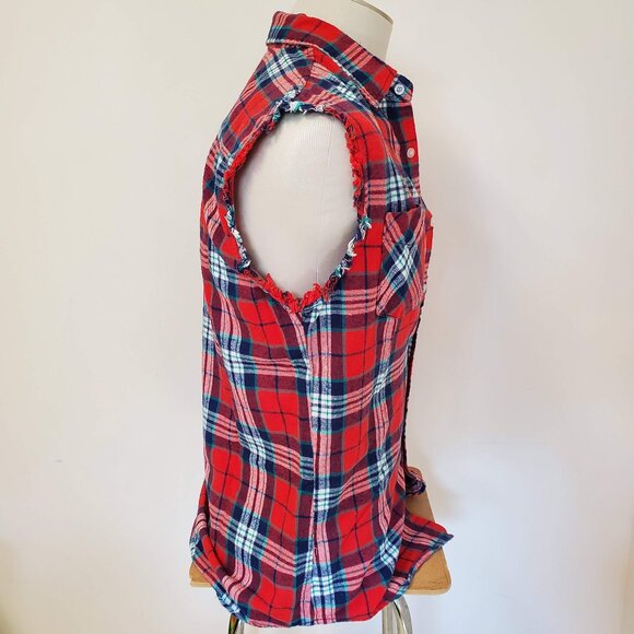 Sleeveless Plaid Red Blue Green Button Down Shirt - Picture 4 of 8